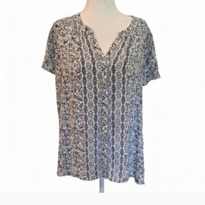 Rose + Olive Women's Blue & White Print V-Neck Button Down Blouse Size 1X